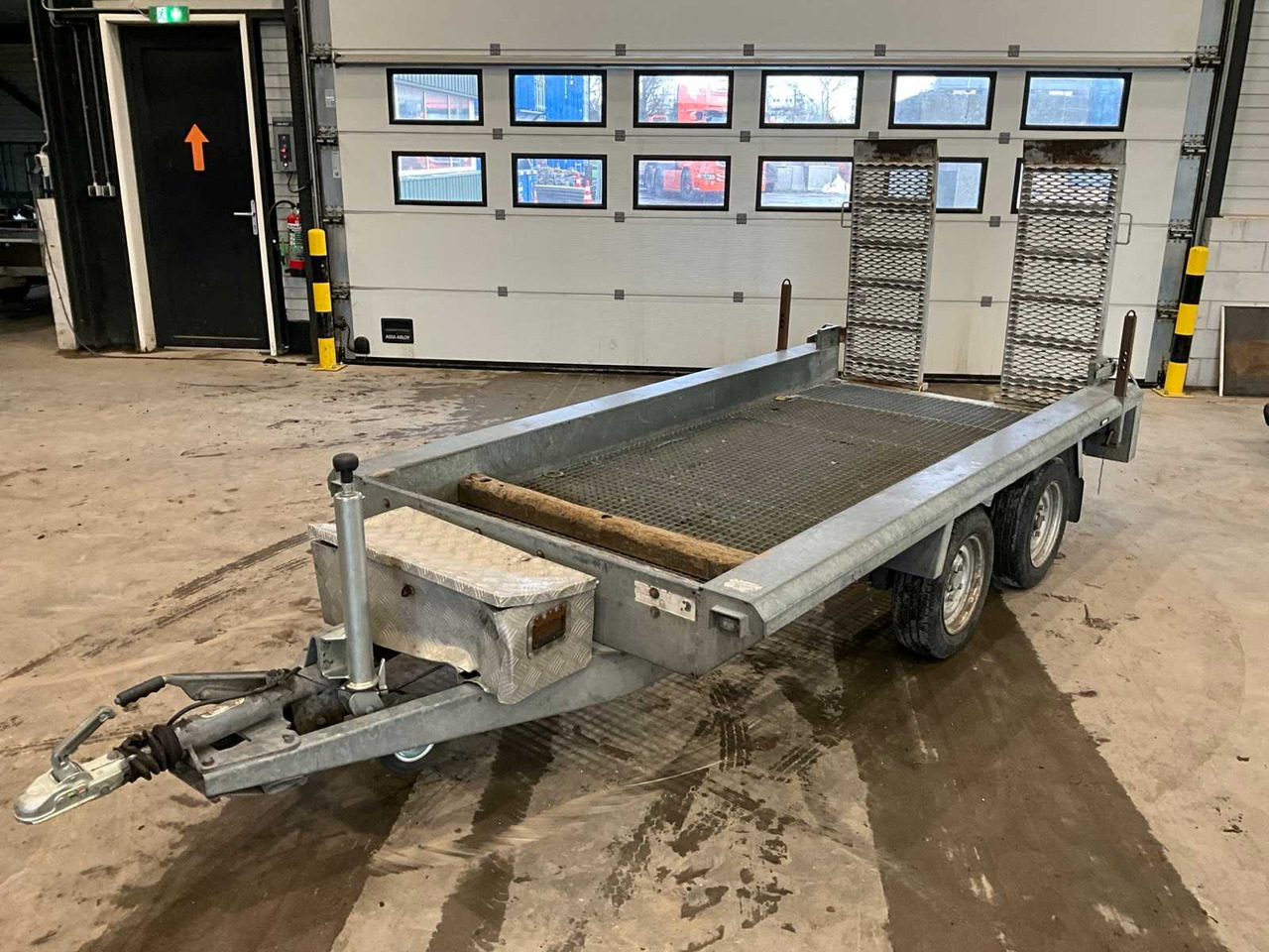 2006 HAPERT HV2700 MACHINE TRANSPORTER - Прицеп: фото 1 2006 HAPERT HV2700 MACHINE TRANSPORTER - Прицеп: фото 1