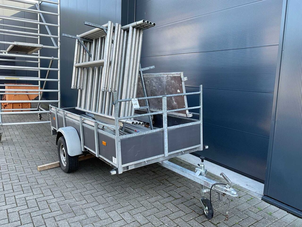 COMBINATION CUSTERS SCAFFOLD AND HAPERT R30 SCAFFOLD TRAILER - Прицеп: фото 2 COMBINATION CUSTERS SCAFFOLD AND HAPERT R30 SCAFFOLD TRAILER - Прицеп: фото 2