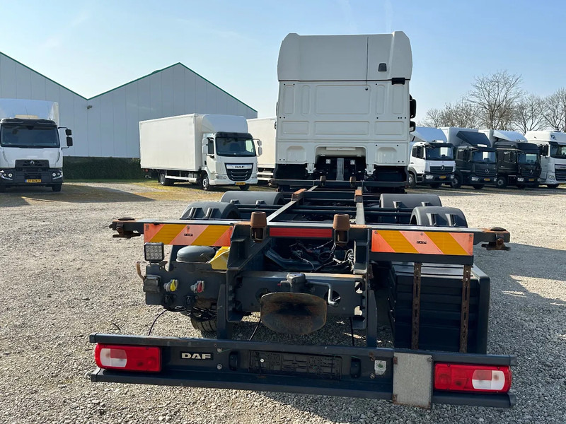 DAF XF 480 XF480.26 FAN. EURO6. 2021. Meesturende achteras!! - Грузовик-шасси: фото 4 DAF XF 480 XF480.26 FAN. EURO6. 2021. Meesturende achteras!! - Грузовик-шасси: фото 4
