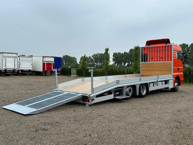 MAN TGX TGX 24.440 - Грузовик-шасси: фото 4 MAN TGX TGX 24.440 - Грузовик-шасси: фото 4