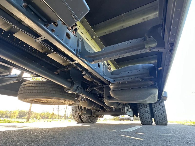 Грузовик с закрытым кузовом Mercedes-Benz Atego ATEGO1223L EURO6. 725x248x265 3 tons klep.: фото 11