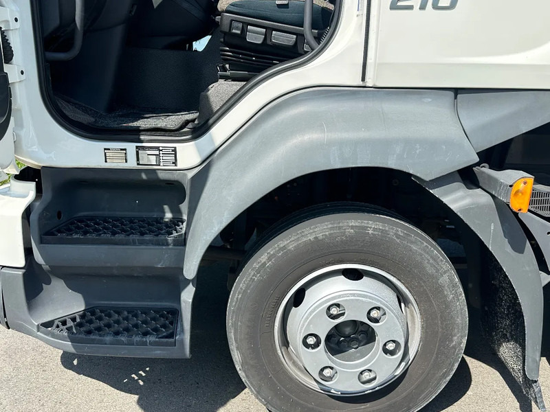 Volvo FL 210.12 EURO6 - Грузовик с закрытым кузовом: фото 5 Volvo FL 210.12 EURO6 - Грузовик с закрытым кузовом: фото 5