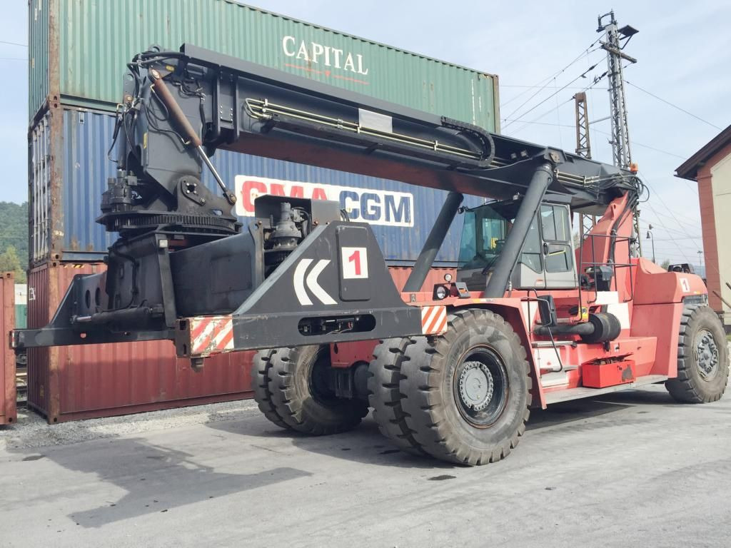 Kalmar DRF450 - Ричстакер: фото 2 Kalmar DRF450 - Ричстакер: фото 2