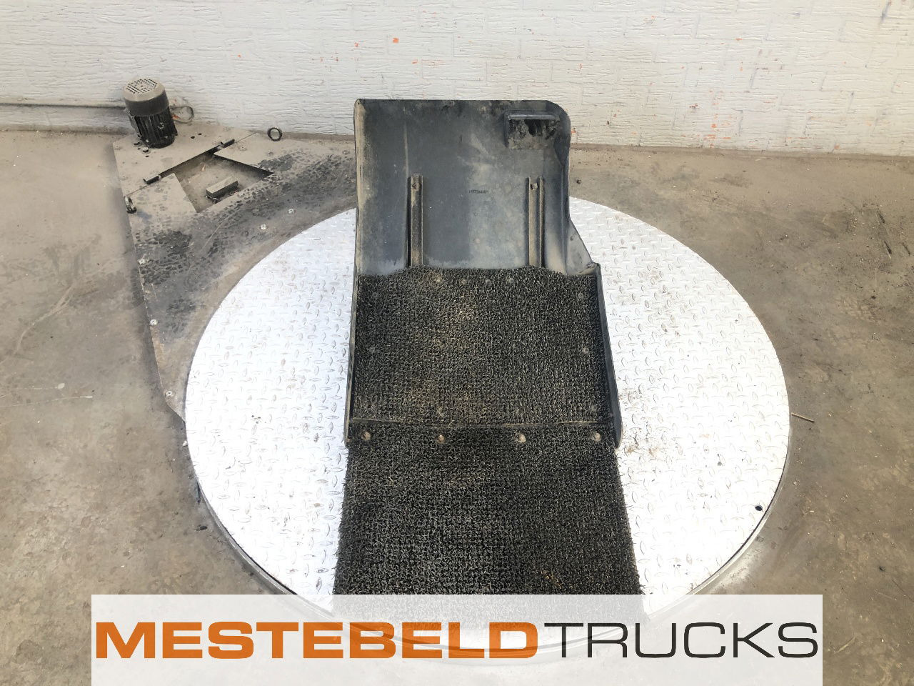 DAF Spatbord RV CF - Рама/ Шасси для Грузовиков: фото 2 DAF Spatbord RV CF - Рама/ Шасси для Грузовиков: фото 2