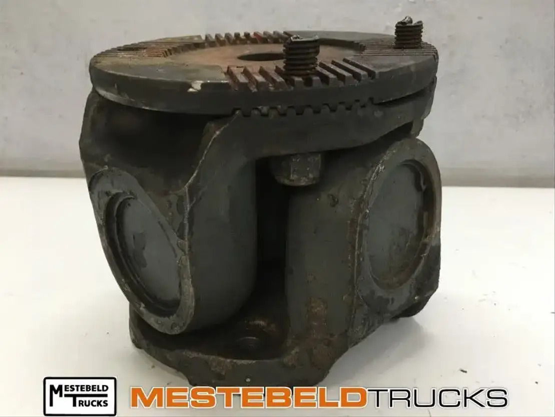 Ginaf Kruiskoppeling tussenas - Приводный вал для Грузовиков: фото 1 Ginaf Kruiskoppeling tussenas - Приводный вал для Грузовиков: фото 1