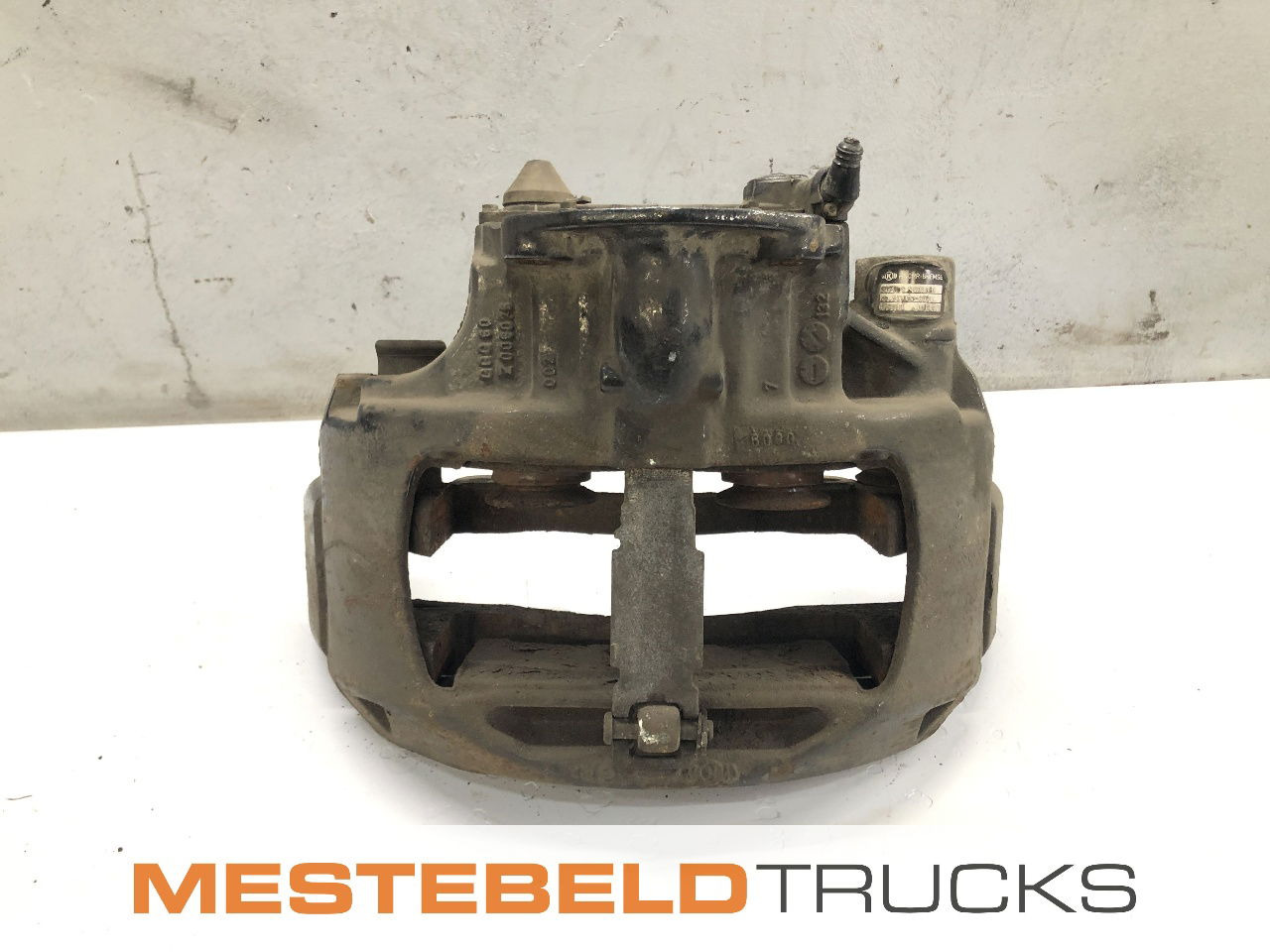 MAN Remklauw linksachter - Детали тормозной системы для Грузовиков: фото 1 MAN Remklauw linksachter - Детали тормозной системы для Грузовиков: фото 1