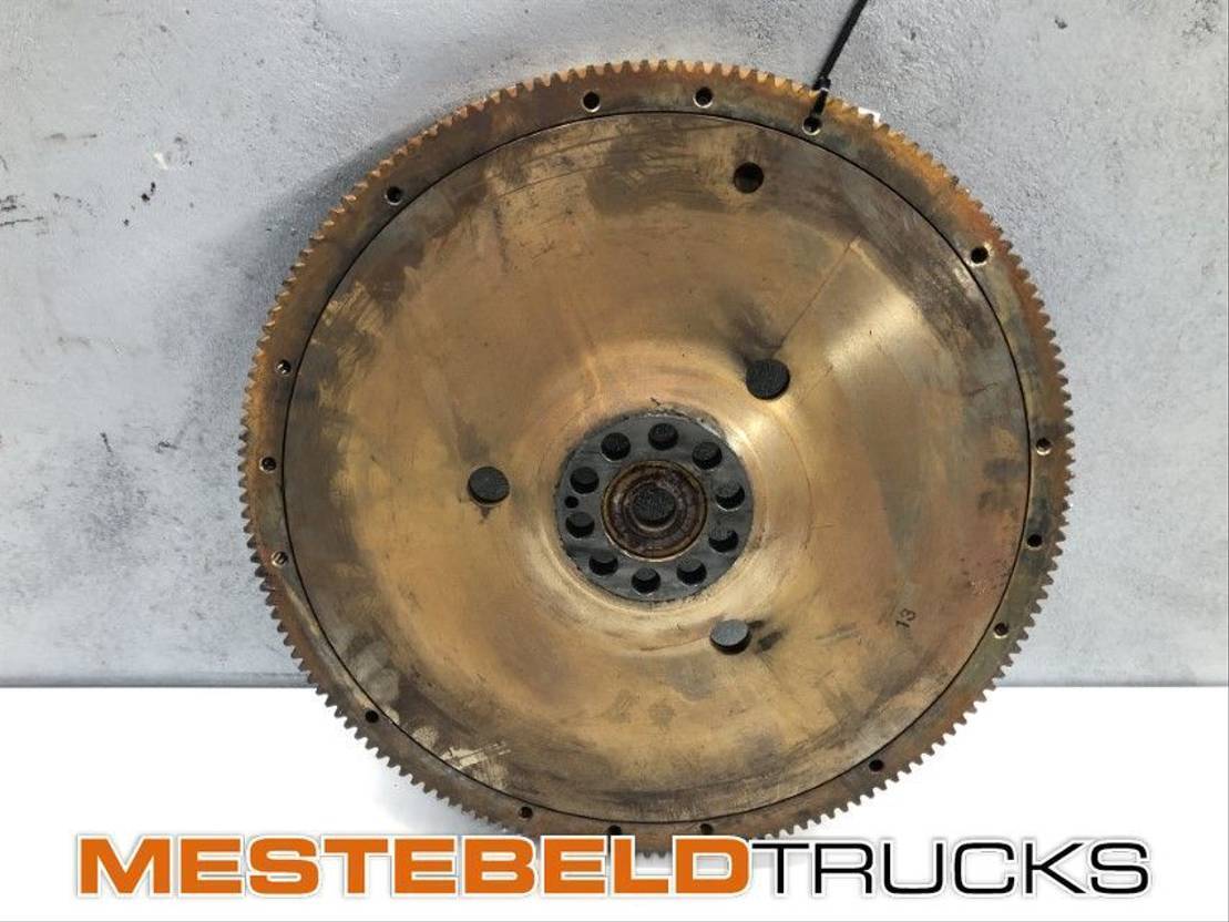 MAN Vliegwiel D 2676 LF 51 - Двигатель и запчасти для Грузовиков: фото 1 MAN Vliegwiel D 2676 LF 51 - Двигатель и запчасти для Грузовиков: фото 1