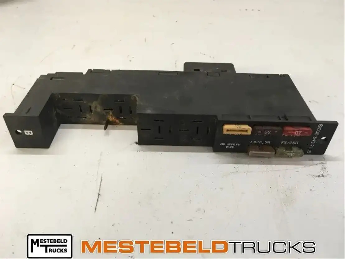 Mercedes-Benz ABS module - Электрическая система для Грузовиков: фото 1 Mercedes-Benz ABS module - Электрическая система для Грузовиков: фото 1