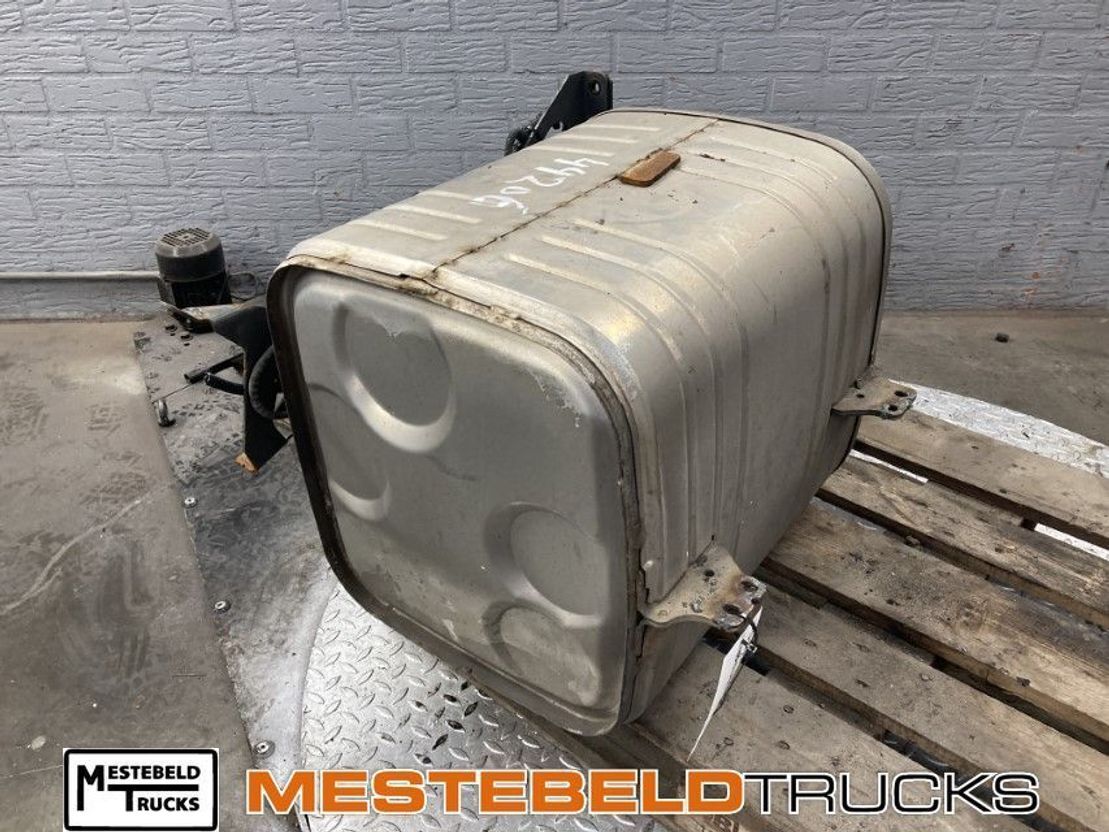 Mercedes-Benz Katalysator Atego 1824 euro 5 - Глушитель/ Выхлопная система для Грузовиков: фото 2 Mercedes-Benz Katalysator Atego 1824 euro 5 - Глушитель/ Выхлопная система для Грузовиков: фото 2