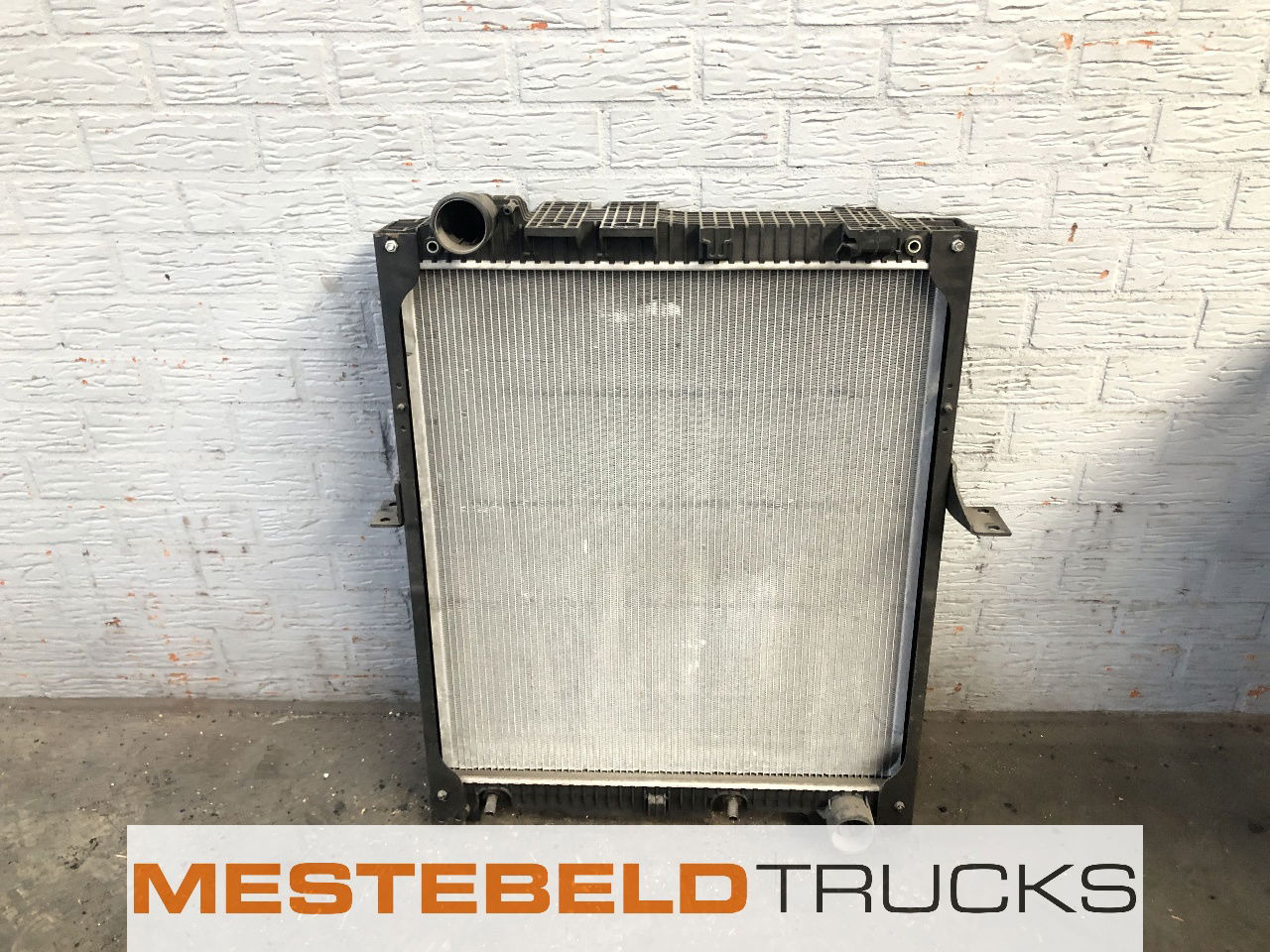 Mercedes-Benz Radiateur - Система охлаждения для Грузовиков: фото 2 Mercedes-Benz Radiateur - Система охлаждения для Грузовиков: фото 2