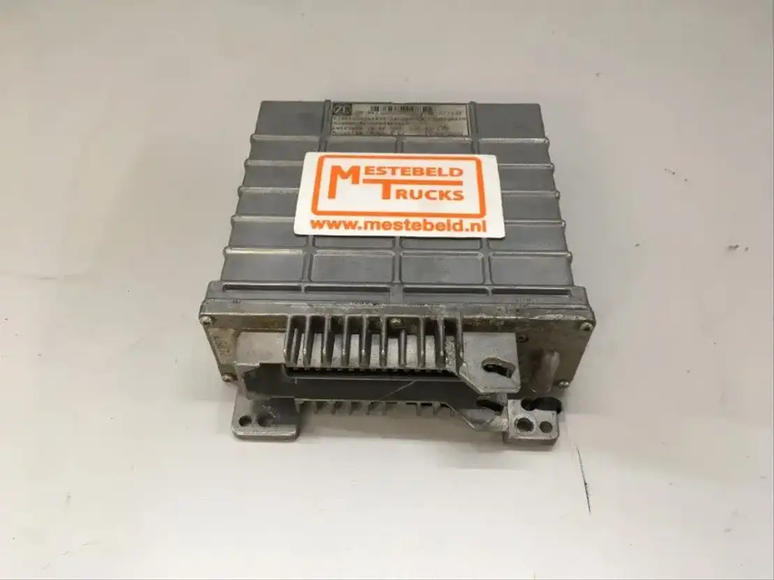 Mercedes-Benz Stuurkast automaatbak 4HP500 - Электрическая система для Грузовиков: фото 1 Mercedes-Benz Stuurkast automaatbak 4HP500 - Электрическая система для Грузовиков: фото 1