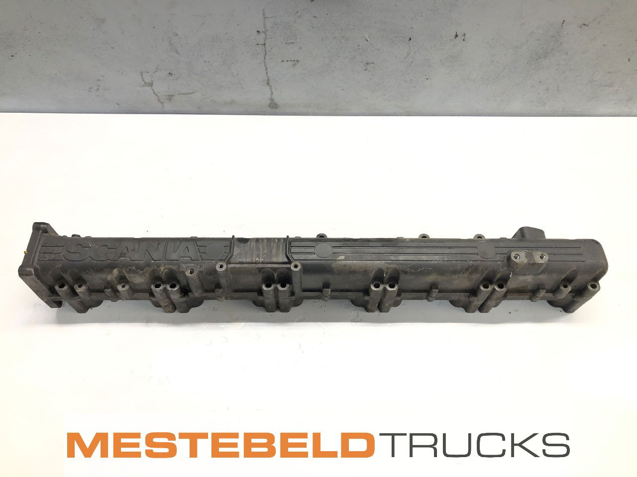 Scania Inlaatspruitstuk - Двигатель для Грузовиков: фото 1 Scania Inlaatspruitstuk - Двигатель для Грузовиков: фото 1
