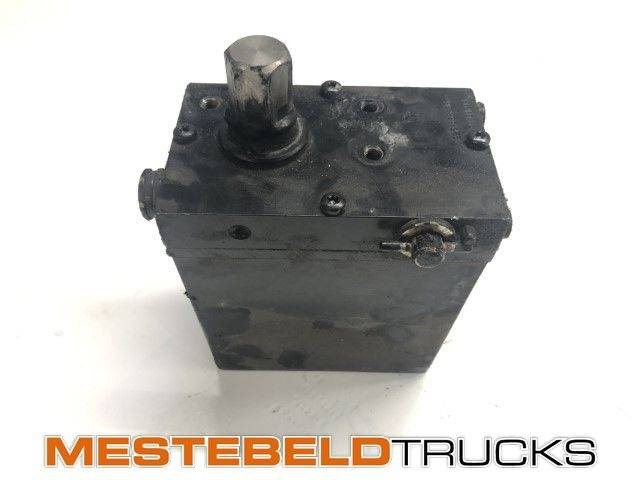 Volvo Cabinepomp  - Кабина и интерьер для Грузовиков: фото 1 Volvo Cabinepomp  - Кабина и интерьер для Грузовиков: фото 1