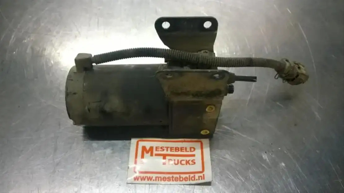 Volvo Elektrische cabinepomp - Кабина и интерьер для Грузовиков: фото 1 Volvo Elektrische cabinepomp - Кабина и интерьер для Грузовиков: фото 1