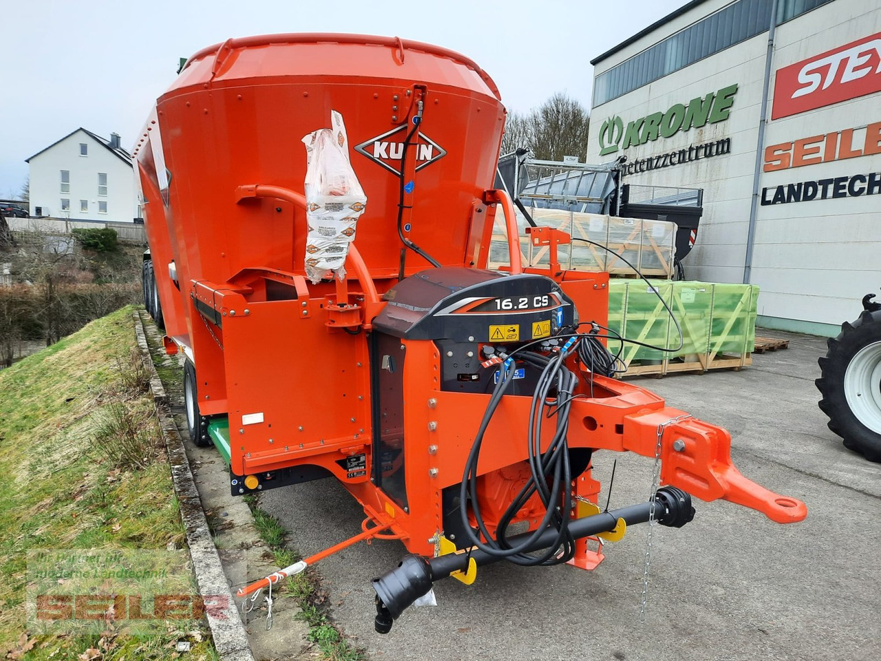 Kuhn PROFILE 16.2 CS - Кормораздатчик: фото 2 Kuhn PROFILE 16.2 CS - Кормораздатчик: фото 2