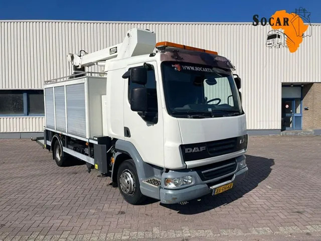 DAF LF 45.160 CUSTERS Hoogwerker 14,5 mtr / Skyworker 14,5mtr - Грузовик с подъемником: фото 1 DAF LF 45.160 CUSTERS Hoogwerker 14,5 mtr / Skyworker 14,5mtr - Грузовик с подъемником: фото 1