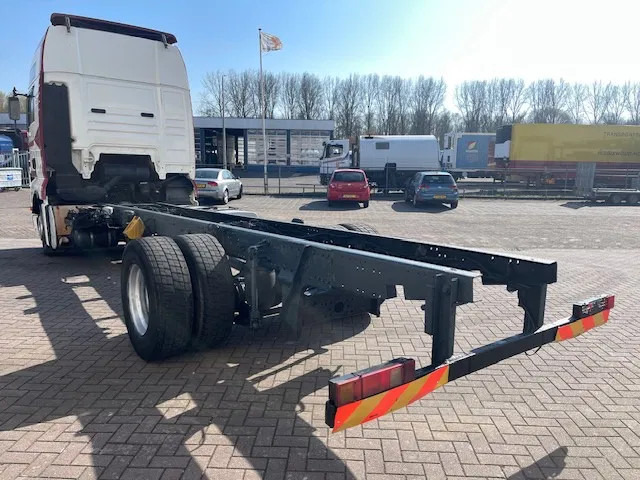 MAN TGA 18.460 Euro 3 Manual-gear Retarder - Грузовик-шасси: фото 5 MAN TGA 18.460 Euro 3 Manual-gear Retarder - Грузовик-шасси: фото 5