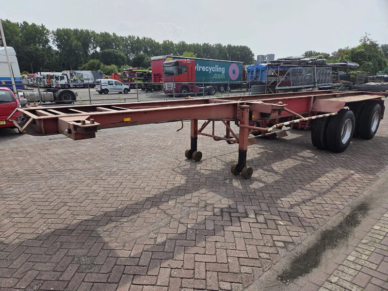 Pacton 2530 Steel Suspension - Полуприцеп-контейнеровоз/ Сменный кузов: фото 2 Pacton 2530 Steel Suspension - Полуприцеп-контейнеровоз/ Сменный кузов: фото 2