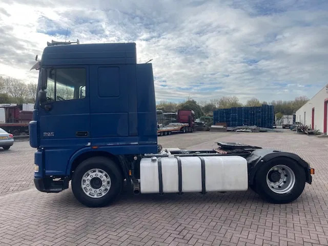 DAF XF 105.460 Manual gear - Тягач: фото 4 DAF XF 105.460 Manual gear - Тягач: фото 4