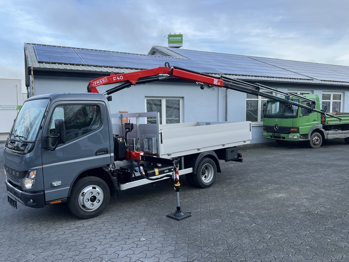 FUSO 6S15 Pritsche 3.0m Kran 4xhydr. Funk! - Малотоннажный бортовой грузовик: фото 2 FUSO 6S15 Pritsche 3.0m Kran 4xhydr. Funk! - Малотоннажный бортовой грузовик: фото 2