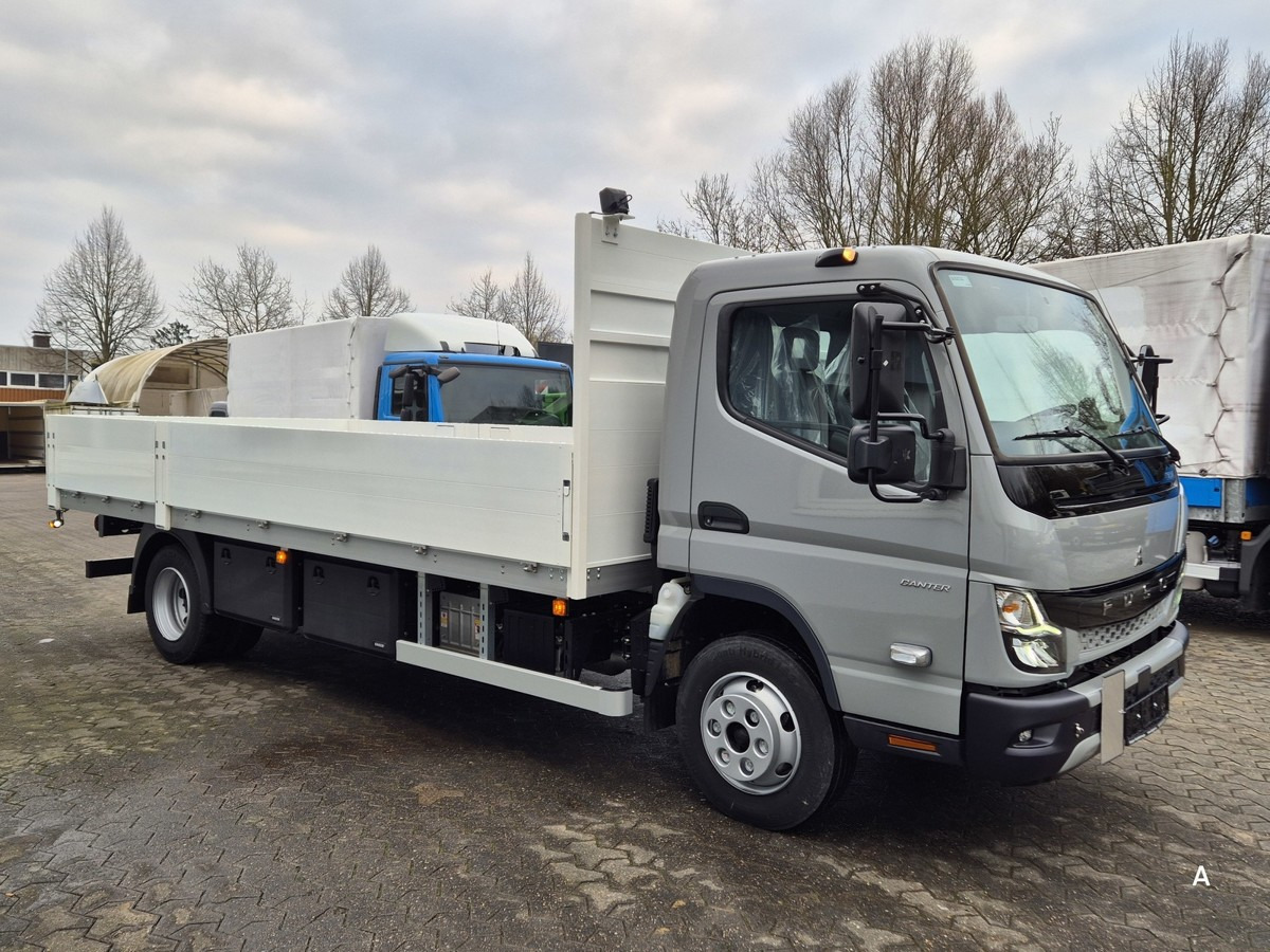 FUSO Canter 7C18 Gastransport ADR Gefahrgut Pritsche - Малотоннажный бортовой грузовик: фото 2 FUSO Canter 7C18 Gastransport ADR Gefahrgut Pritsche - Малотоннажный бортовой грузовик: фото 2