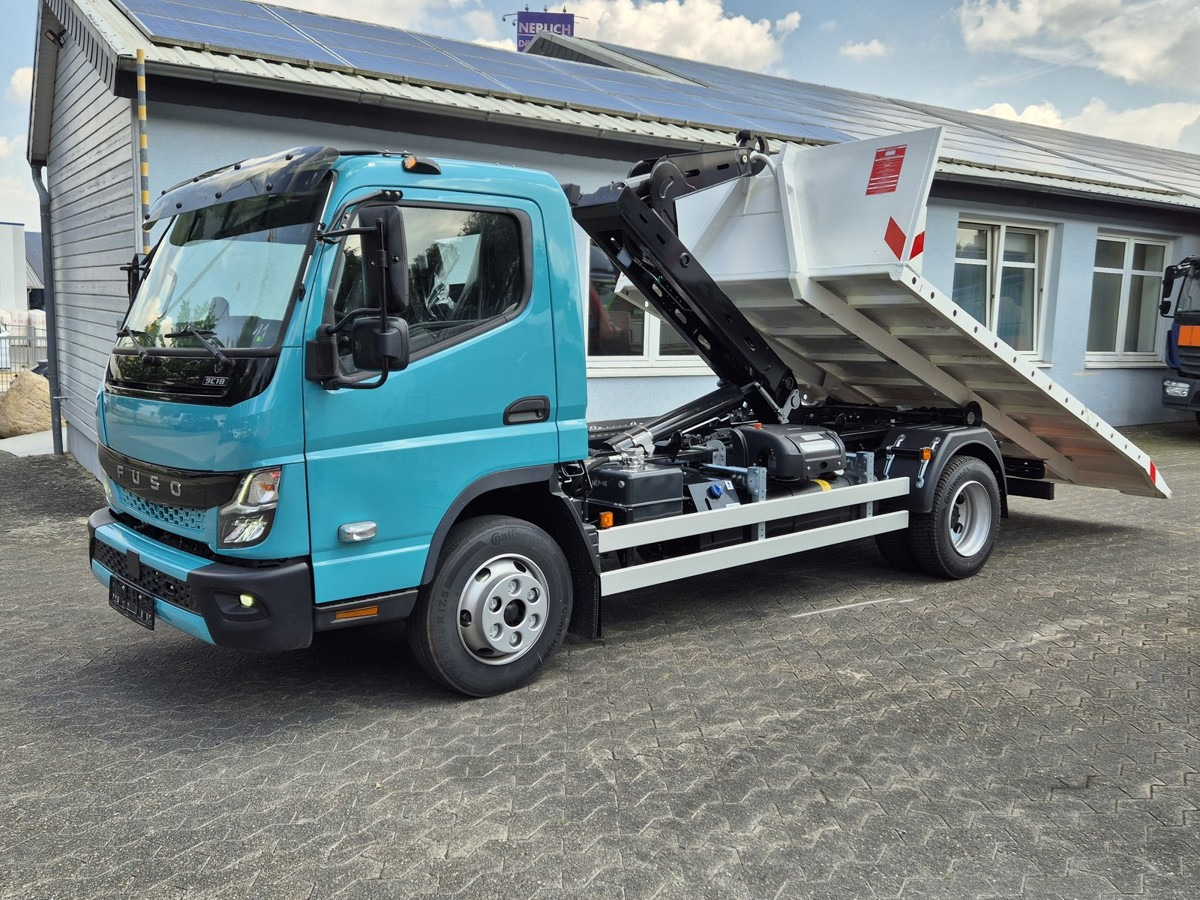 FUSO Canter FUSO 9C18 City Abrollkipper Krokbil Color - Крюковой мультилифт, Автоманипулятор: фото 2 FUSO Canter FUSO 9C18 City Abrollkipper Krokbil Color - Крюковой мультилифт, Автоманипулятор: фото 2