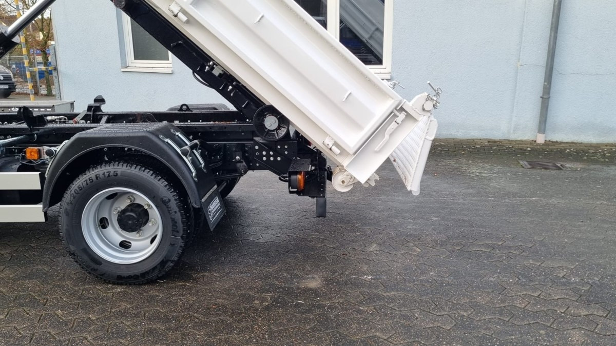 FUSO FUSO 9C18 Duonic City Abrollkipper GG 8.55t AHK - Крюковой мультилифт: фото 4 FUSO FUSO 9C18 Duonic City Abrollkipper GG 8.55t AHK - Крюковой мультилифт: фото 4