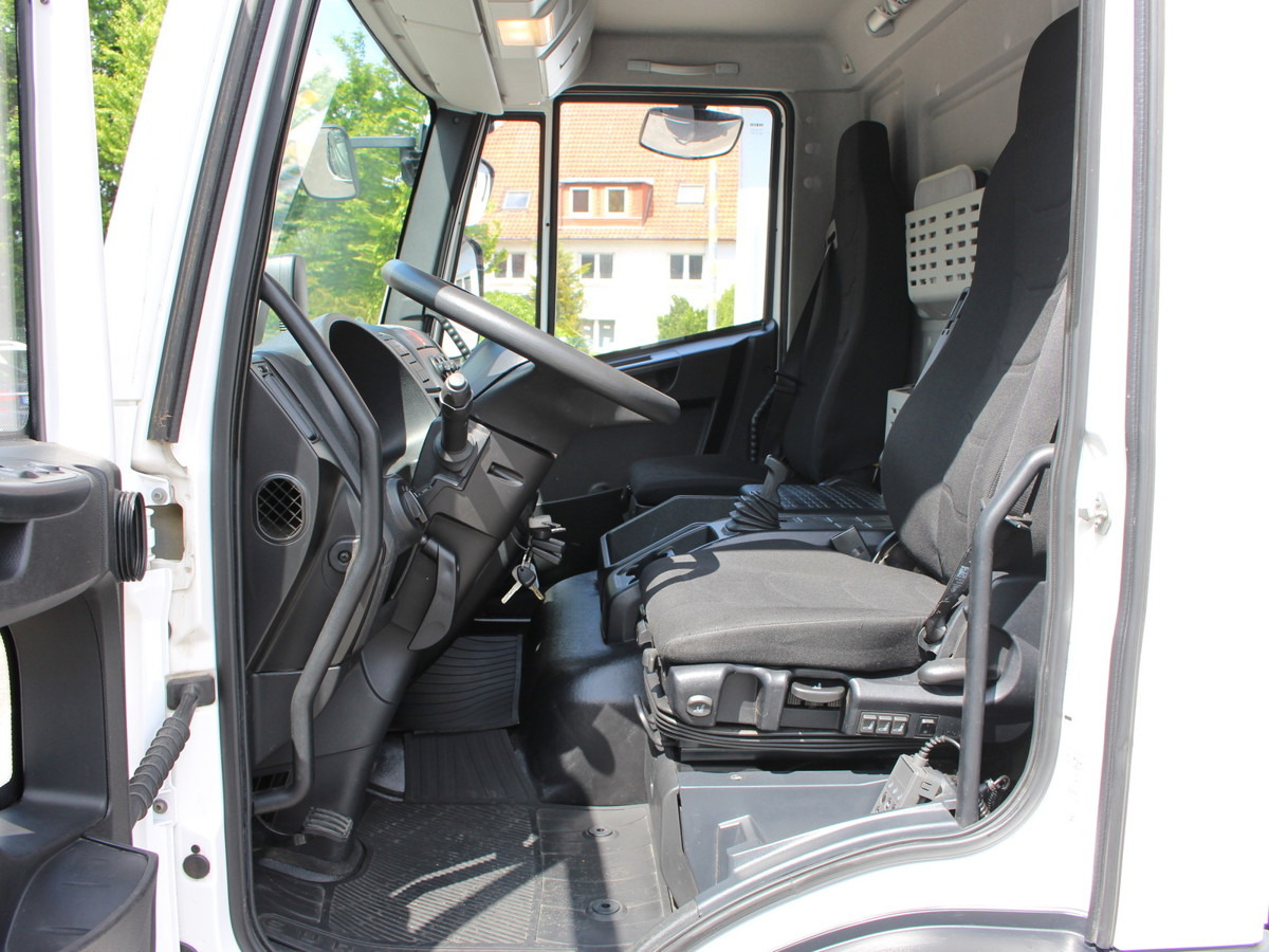 IVECO Euro Cargo 80E21 Alu Pritsche 6.10m! NEU AHK - Малотоннажный бортовой грузовик: фото 4 IVECO Euro Cargo 80E21 Alu Pritsche 6.10m! NEU AHK - Малотоннажный бортовой грузовик: фото 4