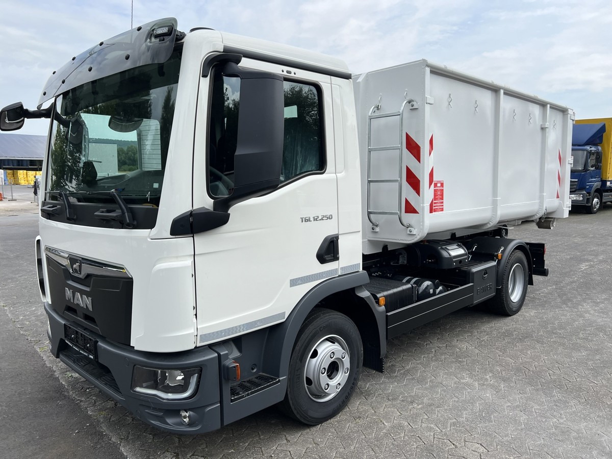 MAN TGL 12.250 BL NEU City Abrollkipper PowerMatic s - Крюковой мультилифт: фото 4 MAN TGL 12.250 BL NEU City Abrollkipper PowerMatic s - Крюковой мультилифт: фото 4