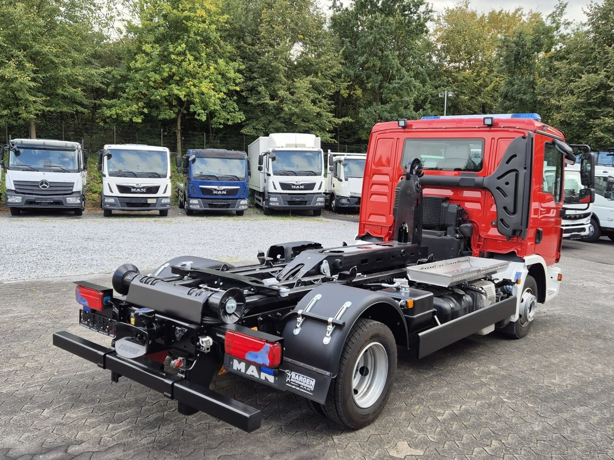 Крюковой мультилифт MAN TGL 8.190 Feuerwehrfahrzeug City Abrollkipper: фото 6 Крюковой мультилифт MAN TGL 8.190 Feuerwehrfahrzeug City Abrollkipper: фото 6