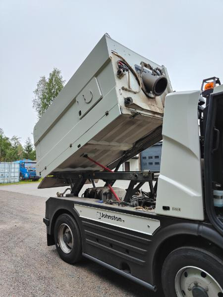 Подметально-уборочная машина JOHNSTON CN 401: фото 6