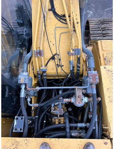 Экскаватор Caterpillar 323DL - 323 DL - 323D: фото 17 Экскаватор Caterpillar 323DL - 323 DL - 323D: фото 17