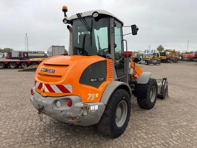 Atlas AR75e, Hydr. S.W.S., 4+1 Schaufel, Palettengabel - Колёсный погрузчик: фото 5 Atlas AR75e, Hydr. S.W.S., 4+1 Schaufel, Palettengabel - Колёсный погрузчик: фото 5