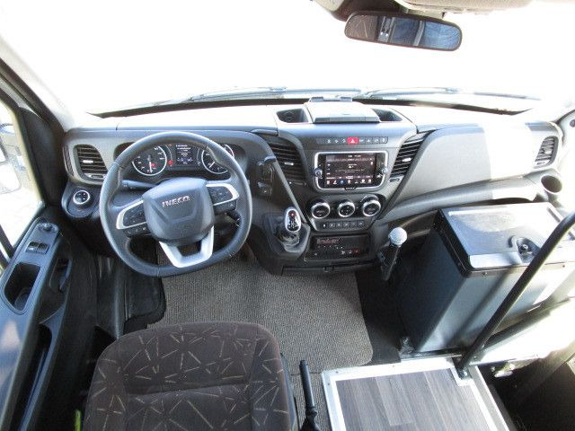 Iveco 65 C 21 Daily Tourys, Euro 6, 24 Sitze, Auto. - Микроавтобус, Пассажирский фургон: фото 4 Iveco 65 C 21 Daily Tourys, Euro 6, 24 Sitze, Auto. - Микроавтобус, Пассажирский фургон: фото 4