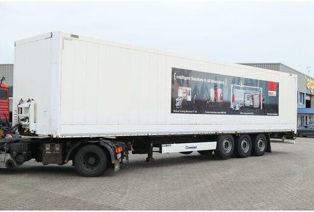 Krone SD, Schlüssellochblech, Luft-Lift, SAF-Achsen - Полуприцеп-фургон: фото 3 Krone SD, Schlüssellochblech, Luft-Lift, SAF-Achsen - Полуприцеп-фургон: фото 3