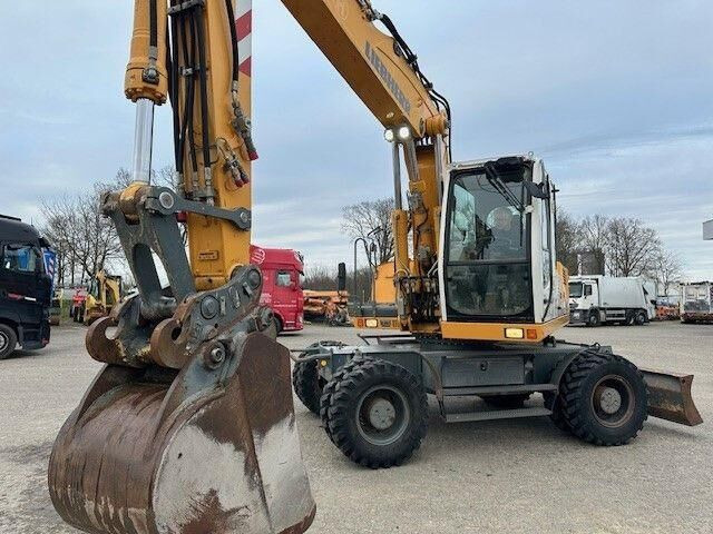 Liebherr A 904 C Litronic/SW System SW48/Klima/Kamera - Колёсный экскаватор: фото 4 Liebherr A 904 C Litronic/SW System SW48/Klima/Kamera - Колёсный экскаватор: фото 4