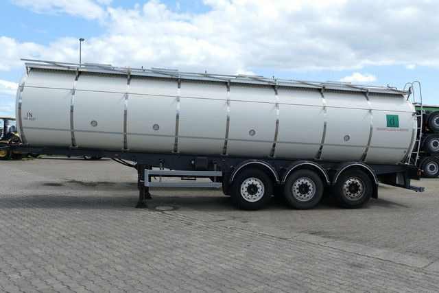 Menci SA 105/Lebensmittel Tank 32 cbm./12x auf Lager! - Полуприцеп-цистерна: фото 2 Menci SA 105/Lebensmittel Tank 32 cbm./12x auf Lager! - Полуприцеп-цистерна: фото 2