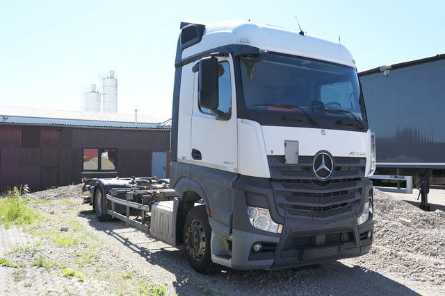 Mercedes-Benz 1842 L Actros/LBW/Retarder/BDF - Грузовик-контейнеровоз/ Сменный кузов: фото 3 Mercedes-Benz 1842 L Actros/LBW/Retarder/BDF - Грузовик-контейнеровоз/ Сменный кузов: фото 3