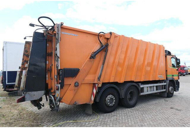 Mercedes-Benz 2532 L Actros 6x2, Faun, Zöller, 24m³, MP3, AC - Мусоровоз: фото 4 Mercedes-Benz 2532 L Actros 6x2, Faun, Zöller, 24m³, MP3, AC - Мусоровоз: фото 4