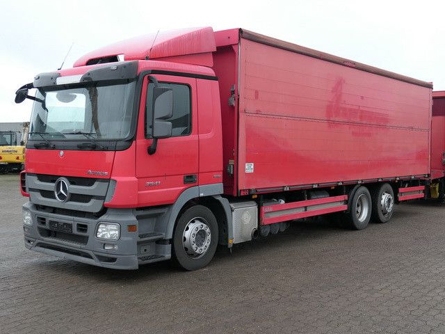 Mercedes-Benz 2541 L NR Actros 6x2, Schwenkwand, Klima, Lift - Грузовик для перевозки напитков: фото 5 Mercedes-Benz 2541 L NR Actros 6x2, Schwenkwand, Klima, Lift - Грузовик для перевозки напитков: фото 5