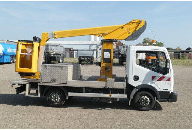 Nissan 32.12 4x2, 11m Arbeitshöhe, Klima,3. Sitz - Грузовик с подъемником: фото 2 Nissan 32.12 4x2, 11m Arbeitshöhe, Klima,3. Sitz - Грузовик с подъемником: фото 2
