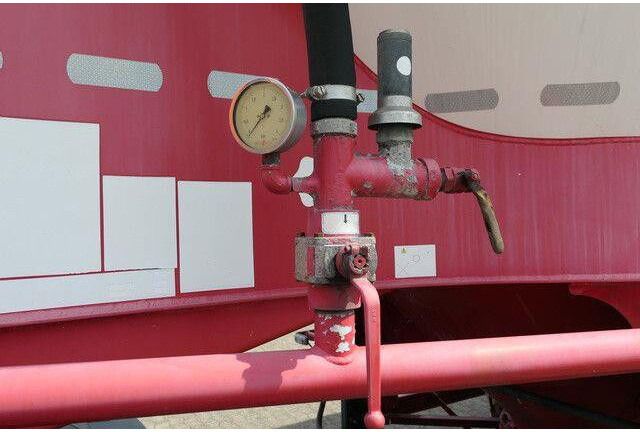 SPITZER SF 2739 / 2P, 39m³, Gelenkt, 2 Kammern, BPW, ZSA - Полуприцеп-цистерна: фото 3 SPITZER SF 2739 / 2P, 39m³, Gelenkt, 2 Kammern, BPW, ZSA - Полуприцеп-цистерна: фото 3