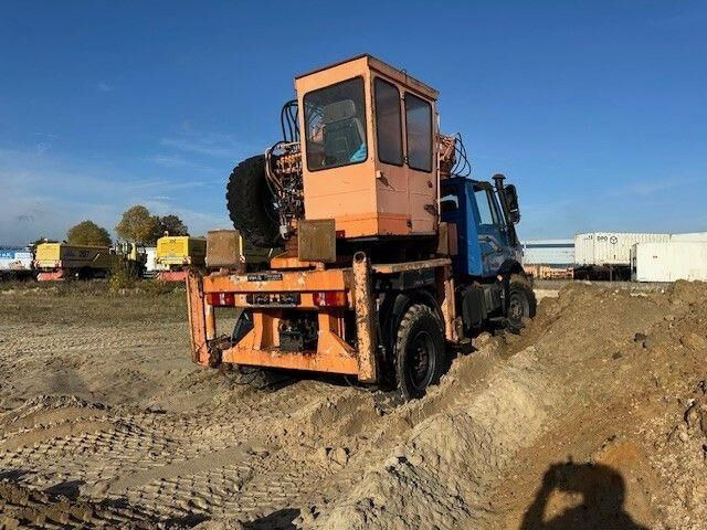 Unimog U 1450 4x4, Zug & Bergwinde, Kran, Greifer, AH - Строительная техника: фото 3 Unimog U 1450 4x4, Zug & Bergwinde, Kran, Greifer, AH - Строительная техника: фото 3