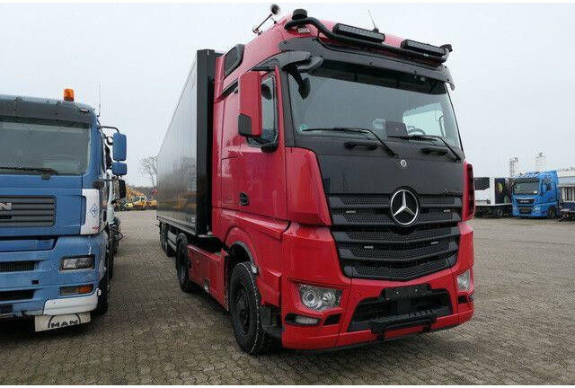 Mercedes-Benz 1853 LS Actros StyleLine HAD, Retarder, Hydr.,AC - Тягач: фото 3 Mercedes-Benz 1853 LS Actros StyleLine HAD, Retarder, Hydr.,AC - Тягач: фото 3