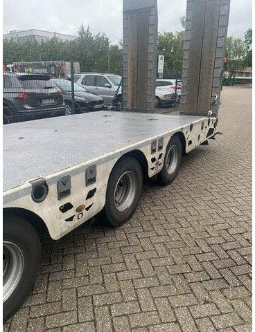 Vega 3-Achser, Hydr. Rampen, Verzinkt, Gelenkt - Низкорамный полуприцеп: фото 4 Vega 3-Achser, Hydr. Rampen, Verzinkt, Gelenkt - Низкорамный полуприцеп: фото 4