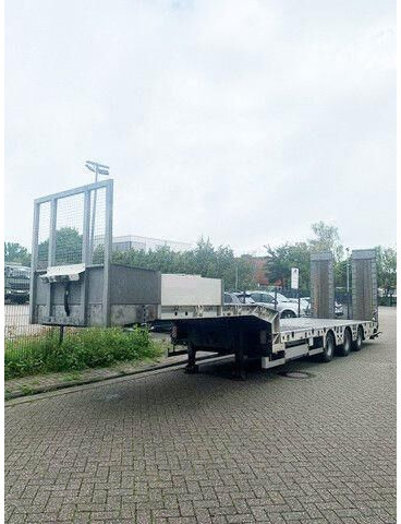 Vega 3-Achser, Hydr. Rampen, Verzinkt, Gelenkt - Низкорамный полуприцеп: фото 2 Vega 3-Achser, Hydr. Rampen, Verzinkt, Gelenkt - Низкорамный полуприцеп: фото 2