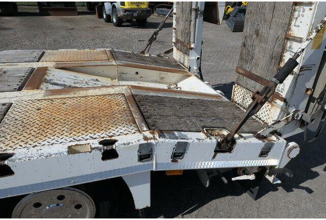 Zandt AT-P300, Hydr. Rampen, 30to., 3-Achser - Низкорамный прицеп: фото 5 Zandt AT-P300, Hydr. Rampen, 30to., 3-Achser - Низкорамный прицеп: фото 5