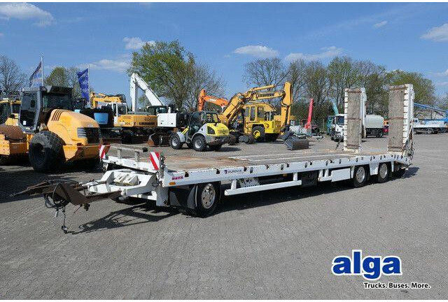 Zandt AT-P300, Hydr. Rampen, 30to., 3-Achser - Низкорамный прицеп: фото 1 Zandt AT-P300, Hydr. Rampen, 30to., 3-Achser - Низкорамный прицеп: фото 1