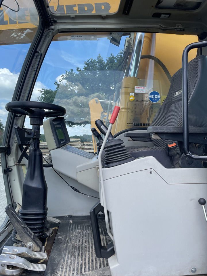 LIEBHERR A900C HD Litronic - Колёсный экскаватор: фото 3 LIEBHERR A900C HD Litronic - Колёсный экскаватор: фото 3