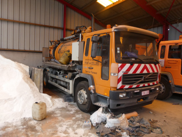 Camion hydrocureur Volvo - Грузовик-цистерна: фото 2 Camion hydrocureur Volvo - Грузовик-цистерна: фото 2